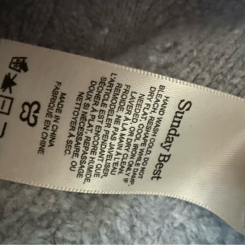 Aritzia Sunday Best Light Gray Preppy Oversized Crewneck Sweater - Size S-L - Picture 8 of 12
